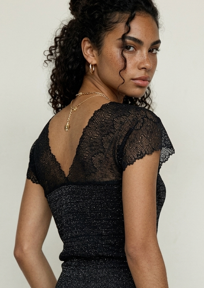 V-Neck Silver